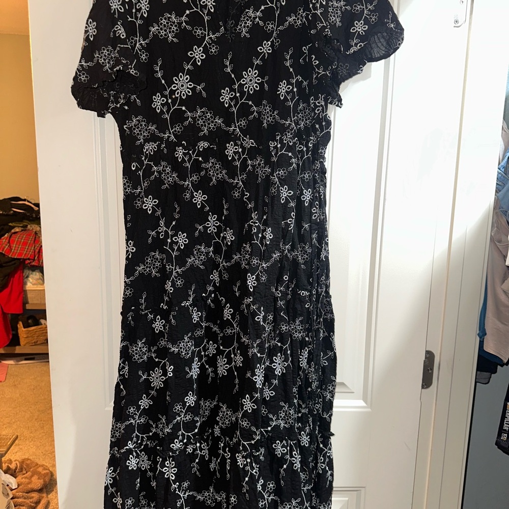 Sugarlips Black and White Embroidered Floral Midi Dress